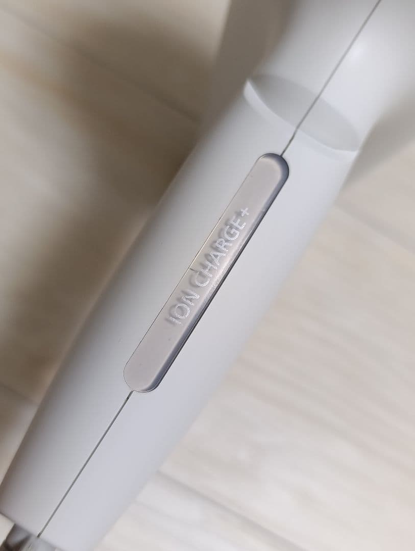 パナソニック ナノケア Panasonic EH-NA0G 22年製 WH 02