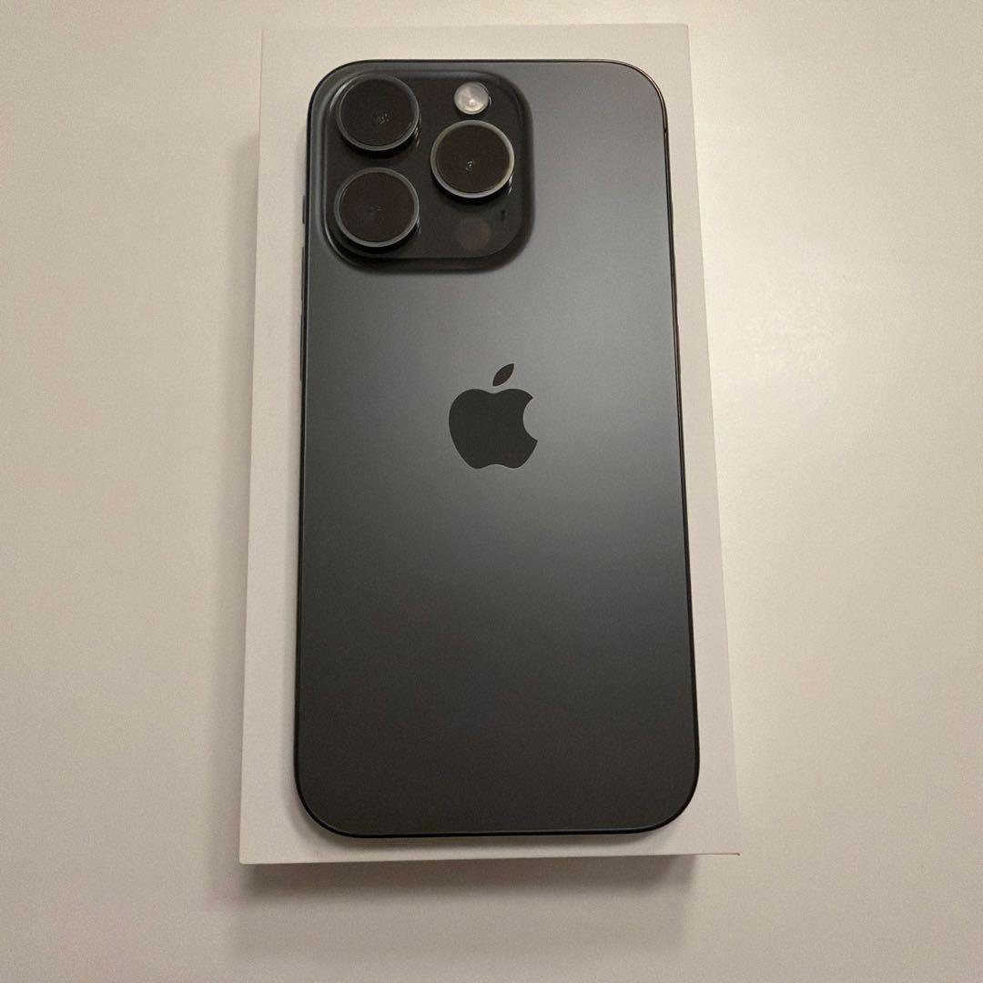 美品　90% iPhone 15 pro 256GB 　ブラックチタニウム