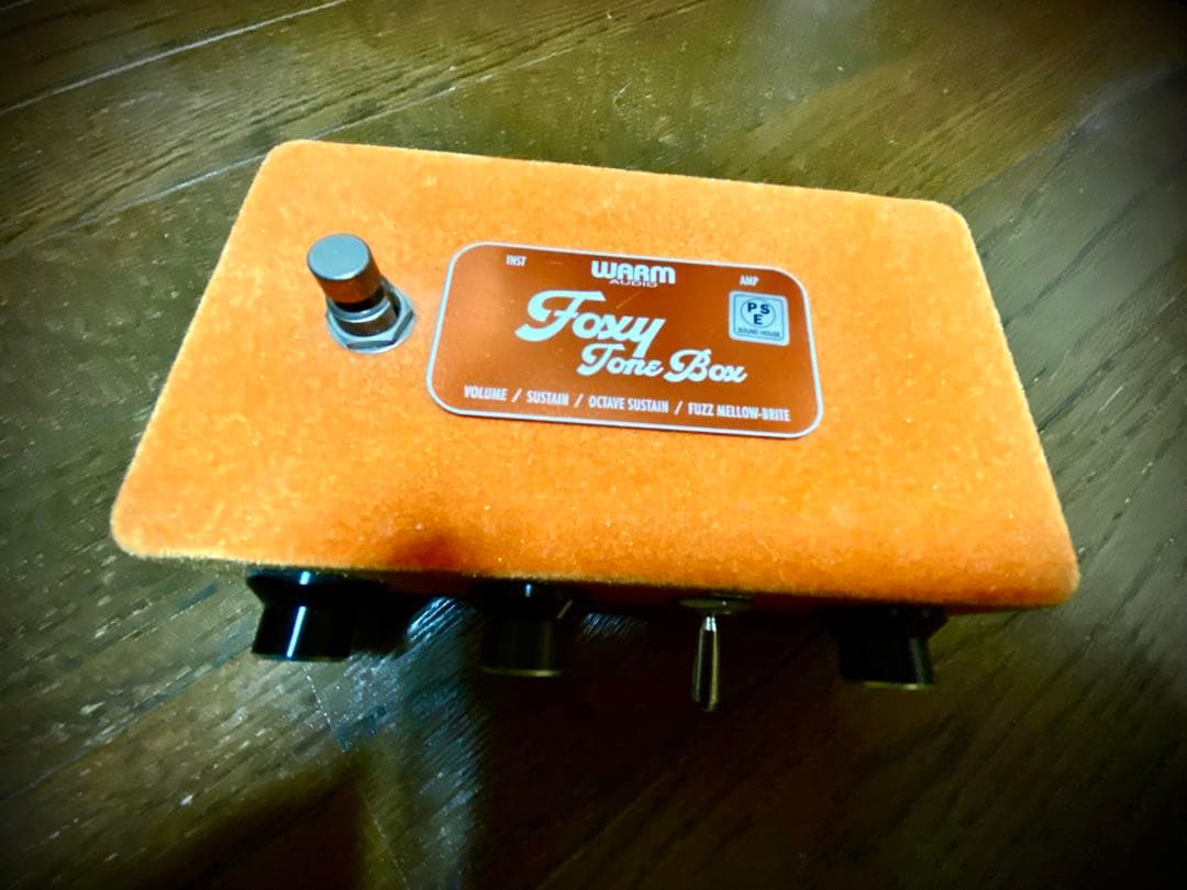 WARM AUDIO FOXY TONE BOX (ファズ)
