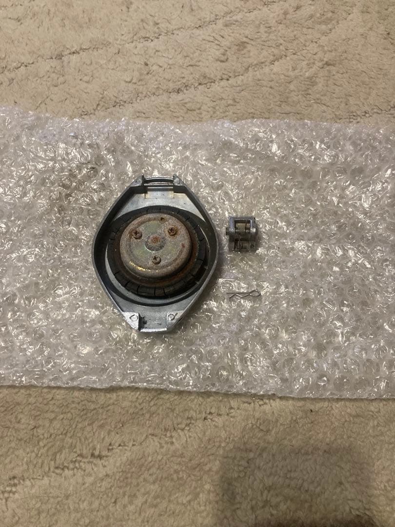 牧*一様 希少‼️KAWASAKI 250ss350ssガソリンタンクキャップ‼