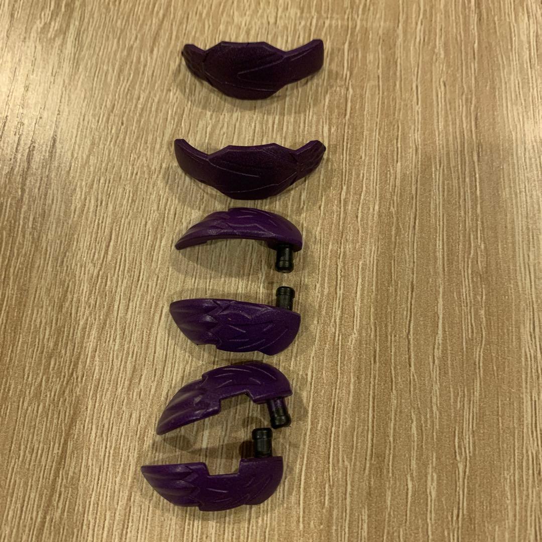 爆丸　覇タヴァネル　ゲートカード（シルバー）１枚 部品6個つき