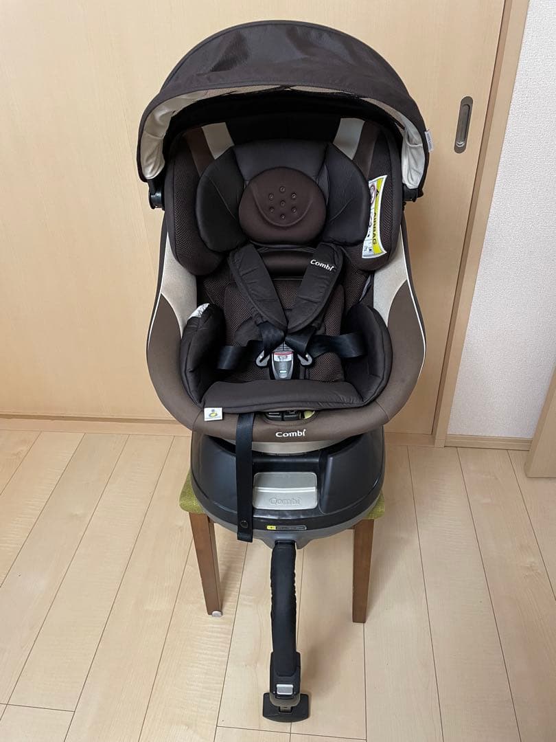 Combi チャイルドシート ネルームシリーズ