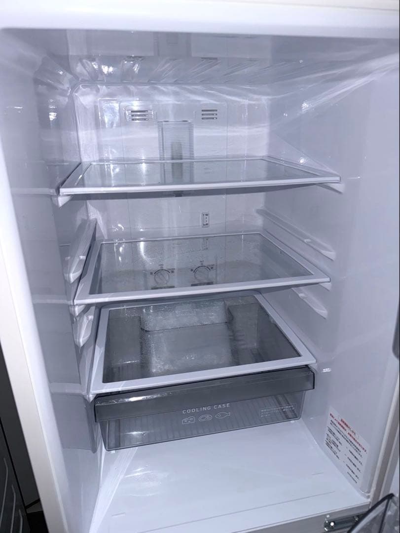 MITSUBISHI 三菱 ノンフロン冷蔵庫 MR-P15J-W 2024年製