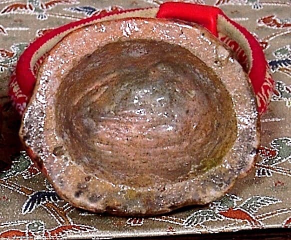 詳細不明　作者不明　花押在銘　楽焼　布袋香合　無傷　箱無　保証。