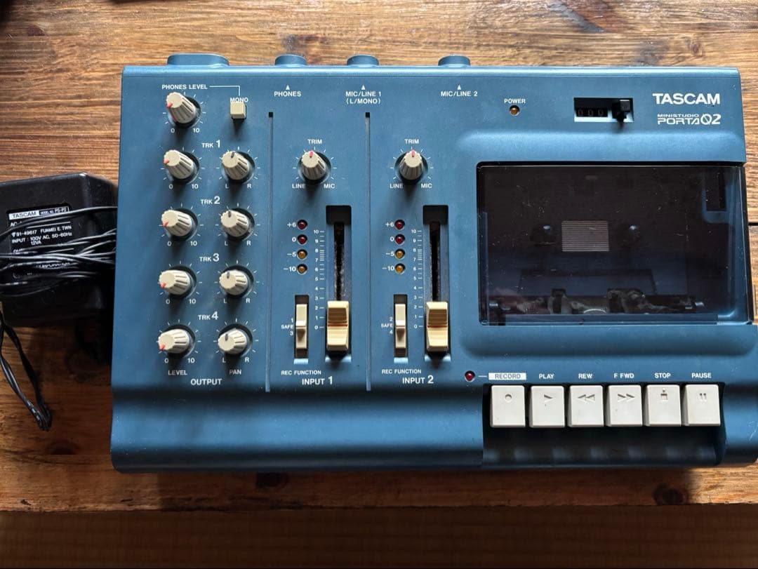 TASCAM PORTA 02 マルチトラックレコーダー