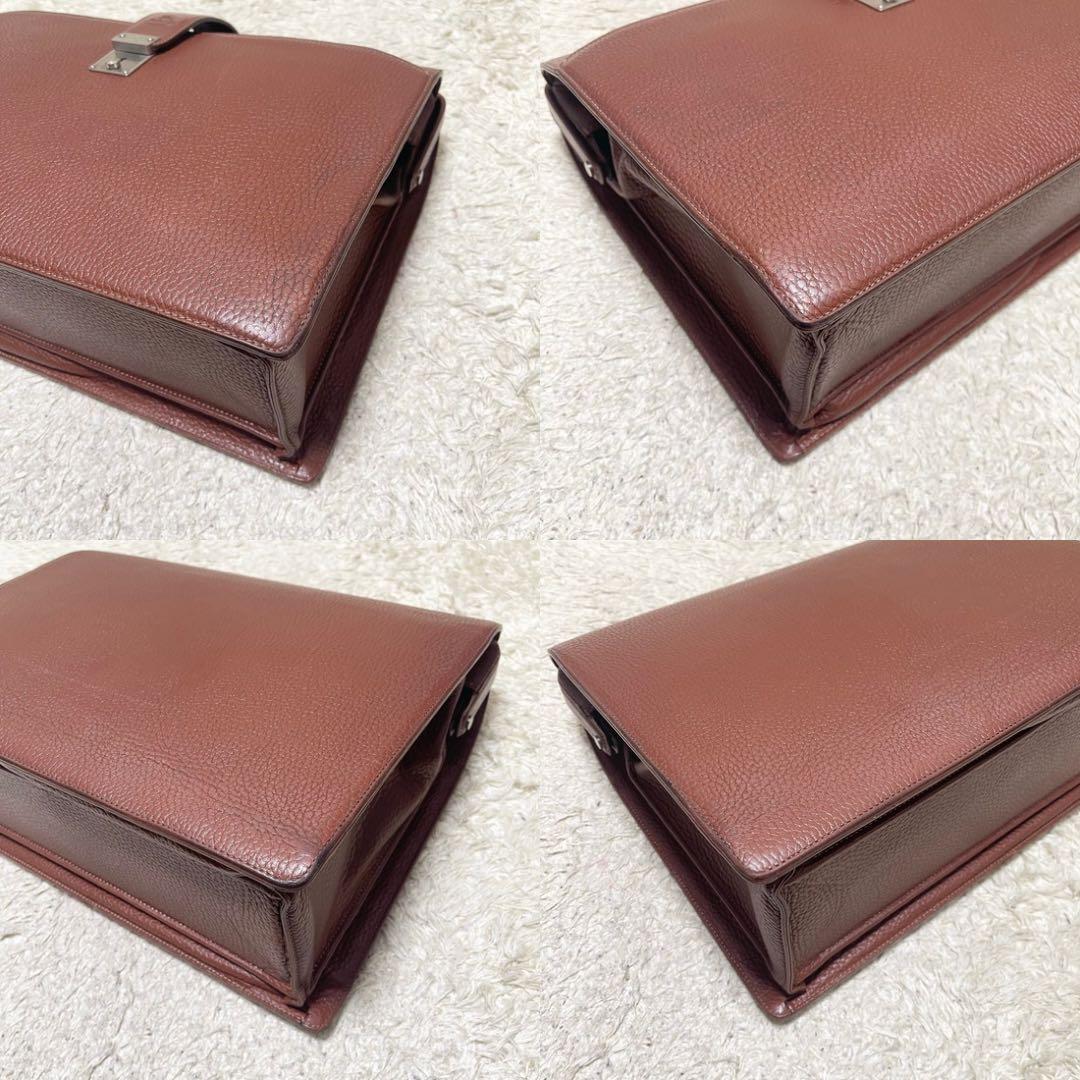 【美品/大容量】バーバリー　ダレスバッグ　レザー　茶　ノバチェック　ロゴ金具