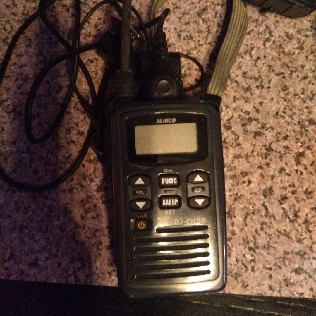 ALINCO トランシーバー 5台セット充電器有り　耳イヤホン有り