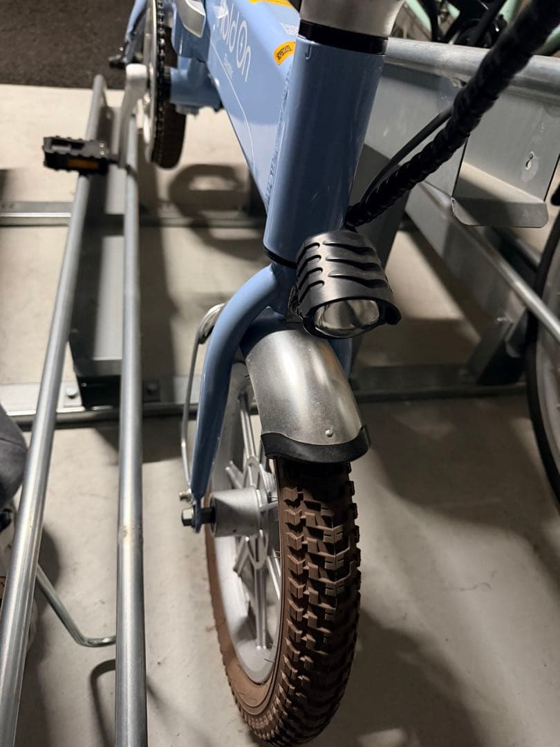 美品 Hold on 折り畳み電動アシスト自転車 Q1J