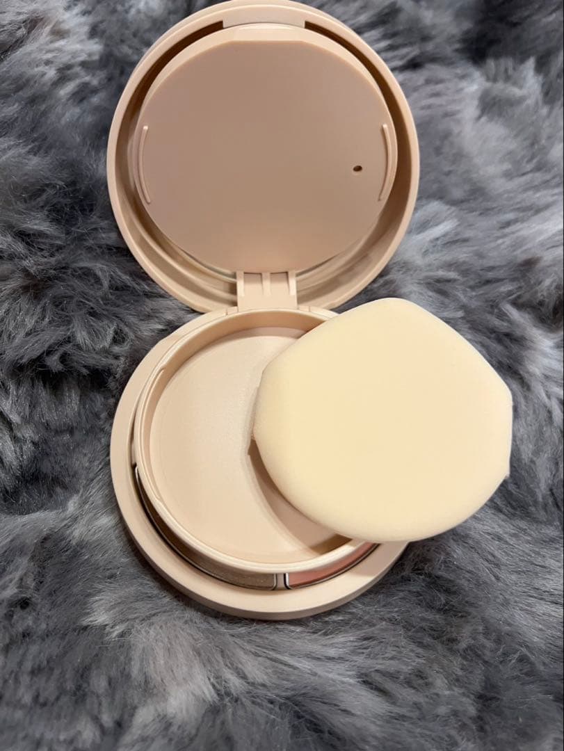 ブリリアージュ オーセンティックウーマン エフォートレスシック　色白肌