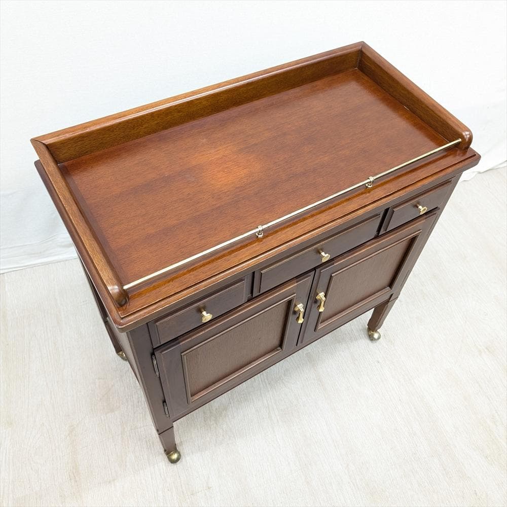 マルニ　地中海　キャビネット　ワゴン　サイドボード　コンソール　飾り棚　多目的