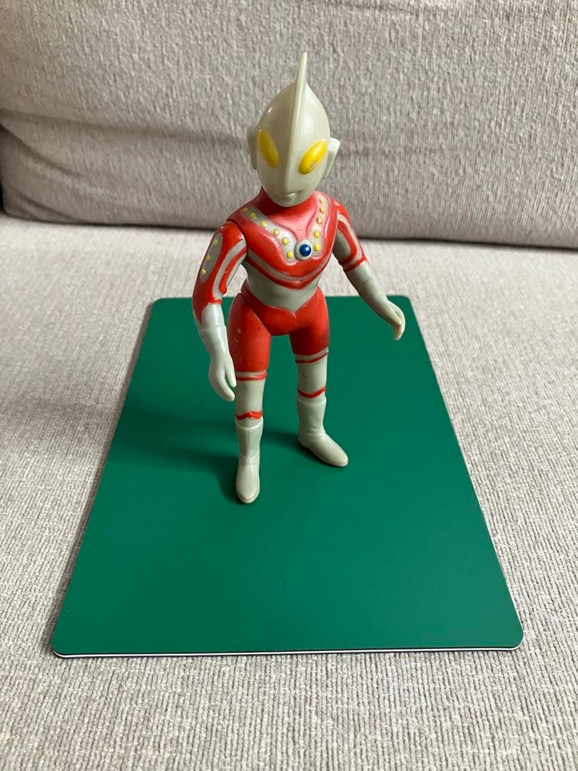 昭和レトロ　ウルトラマンゾフィー　人形