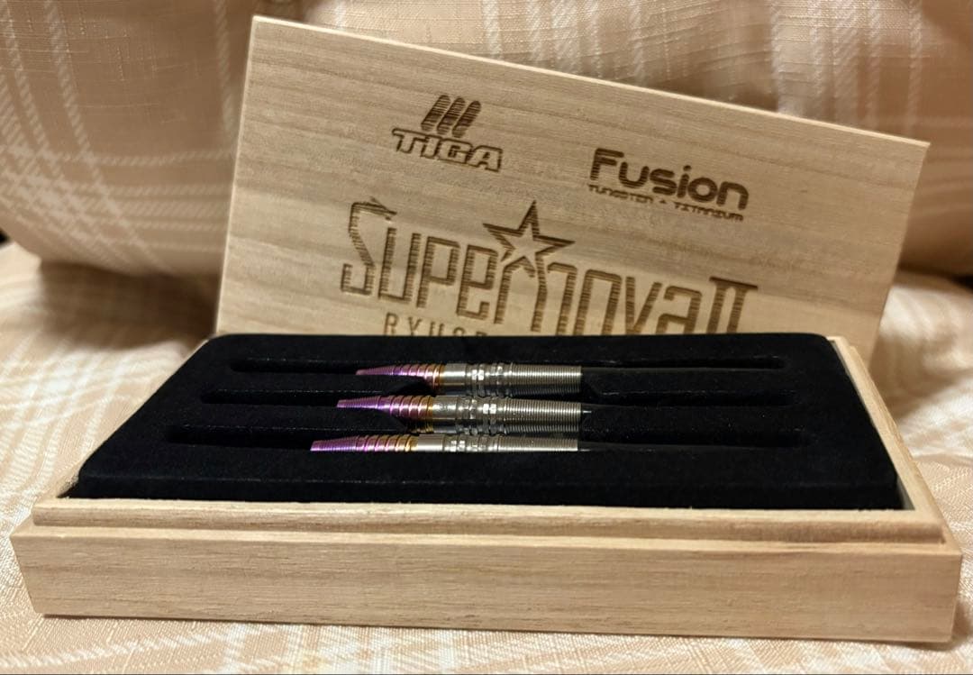 TIGA Supernova II ダーツセット