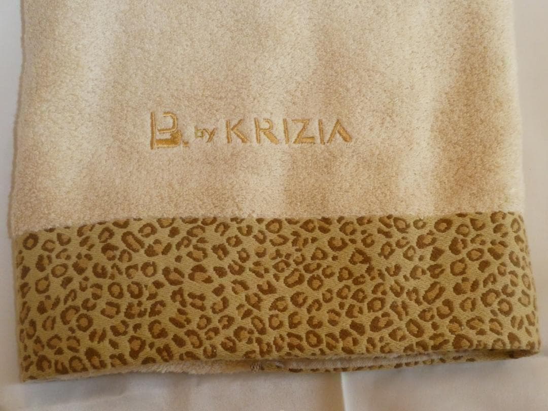 メルカリ便♡クリツィア♡KRIZIA♡バスタオル　ヒョウ柄