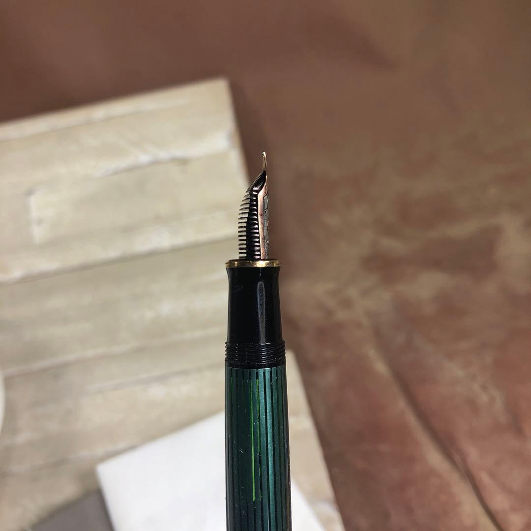 Pelikan 万年筆 M400 グリーン/ブラック　F 細時タイプ　未使用✨