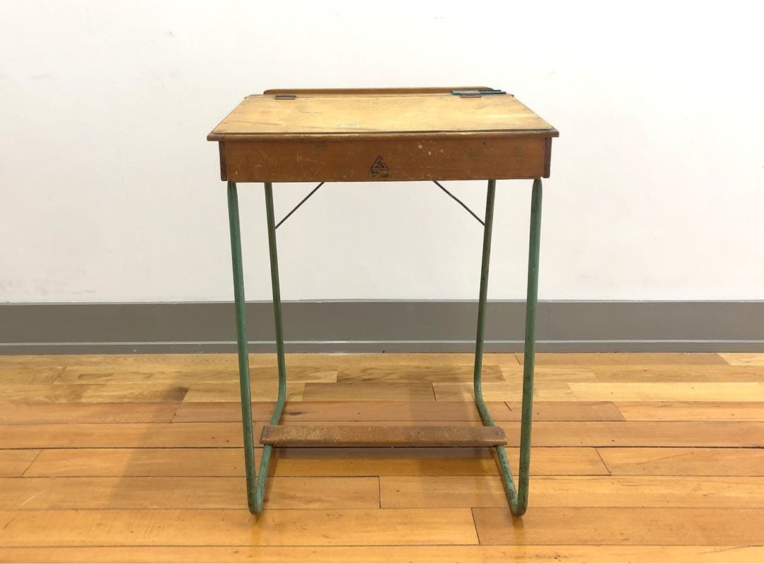 アンティーク　シャビーなスクールデスク　イギリス製