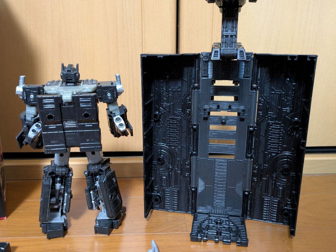 ピーマンさん専用 トランスフォーマー WFC-16 ネメシスプライム