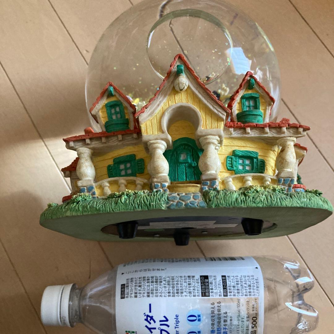 ディズニー　スノーグローブ　スノードーム