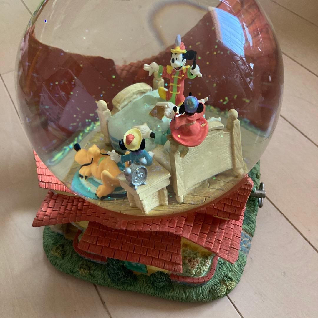 ディズニー　スノーグローブ　スノードーム
