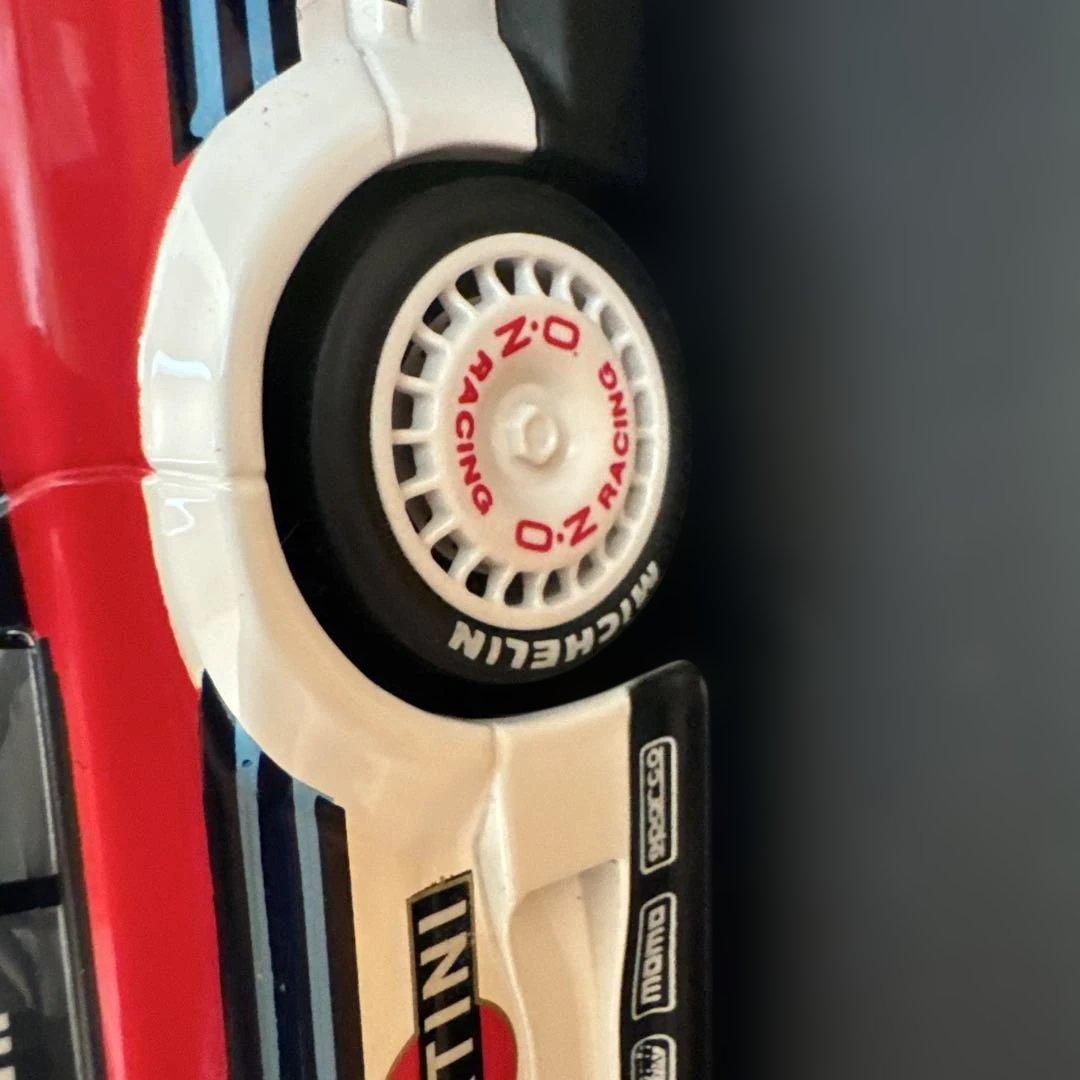 アルファロメオ　155 1/18 UT MODELS MINICHANPS