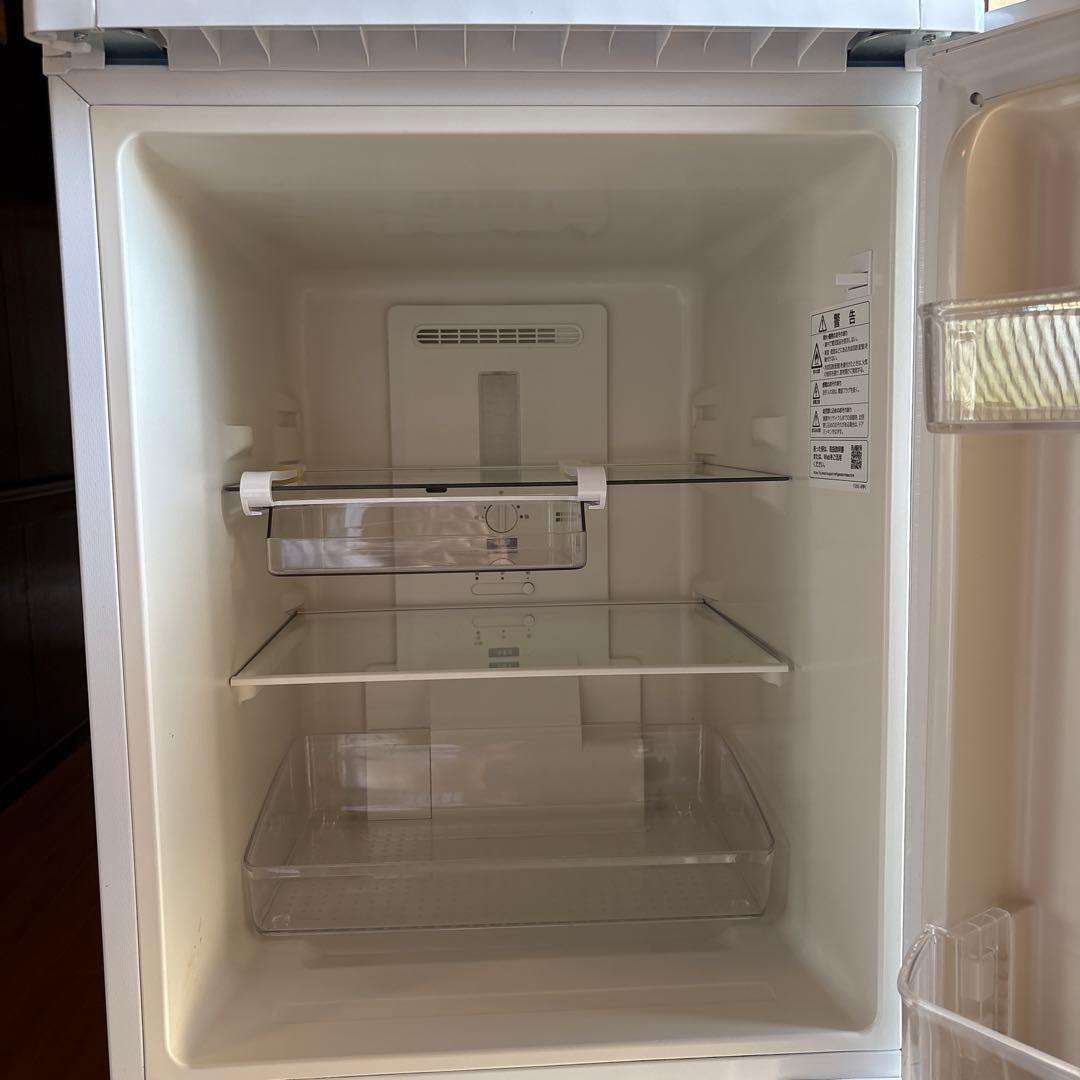 送料込2021年製 シャープ冷凍冷蔵庫 152L SHARP SJ-D15G-W