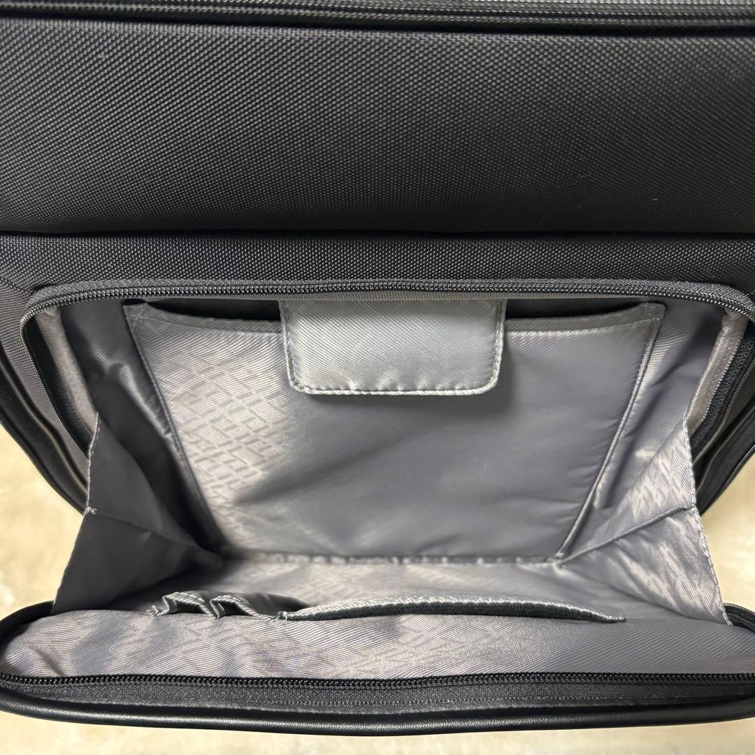 エース キャリーケース スーツケース PC収納 機内持込可