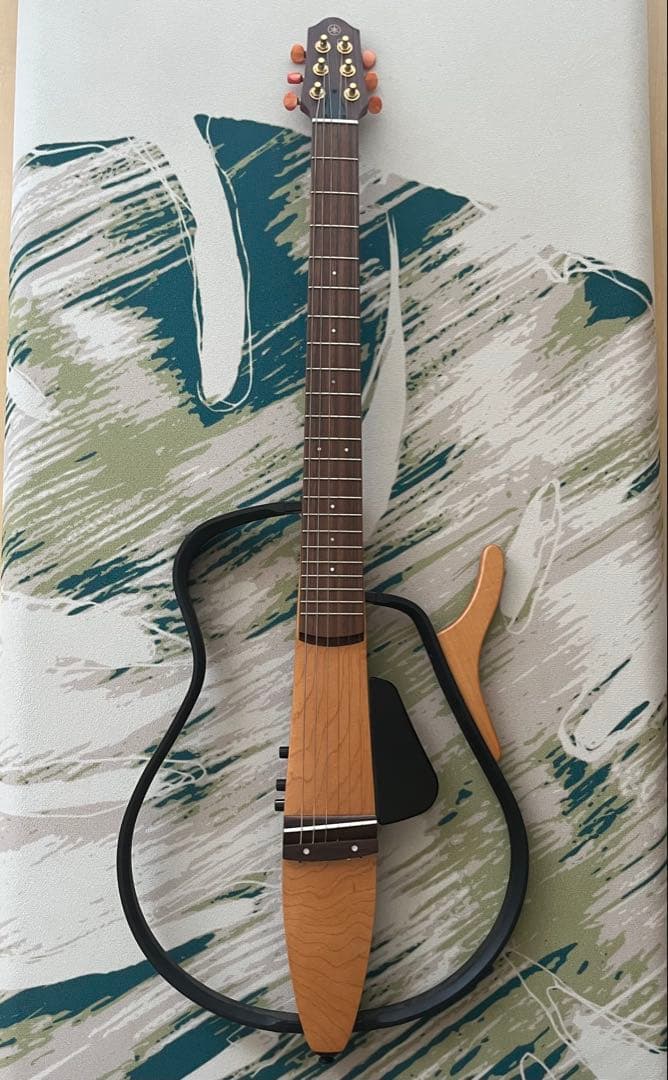 Yamaha SLG-100S サイレントギター
