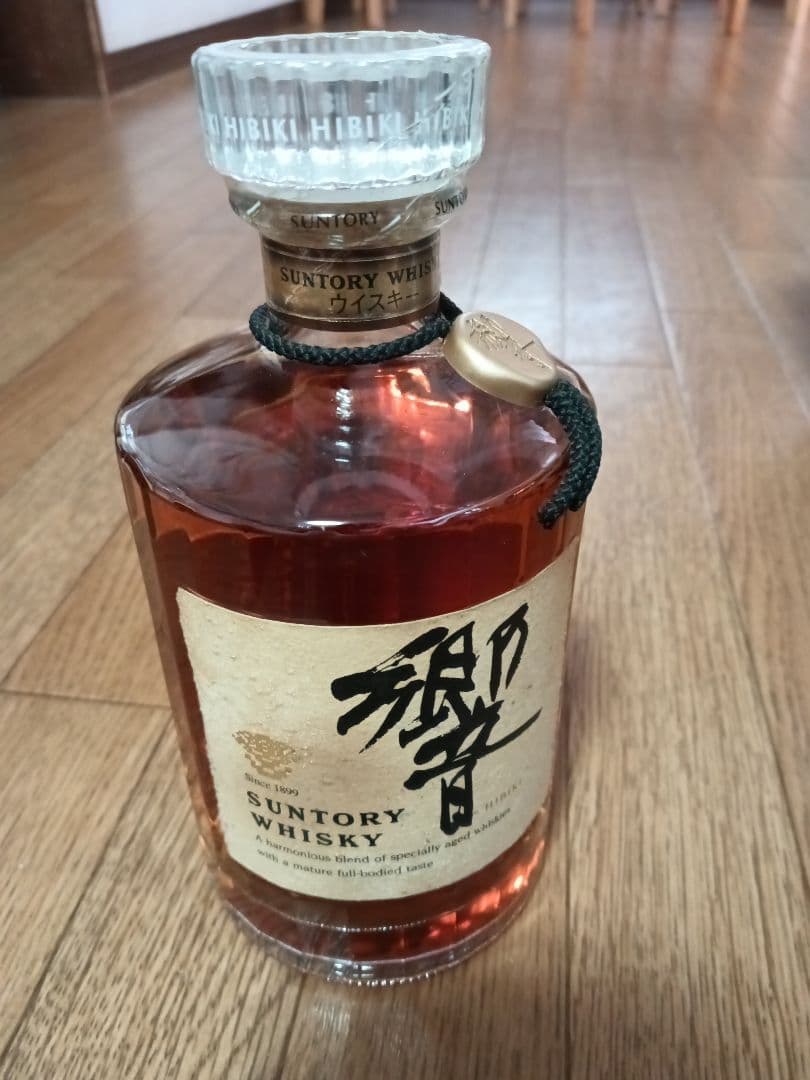 未開栓品 SUNTORY/サントリー響(裏ゴールドラベル)ウイスキー 700ml