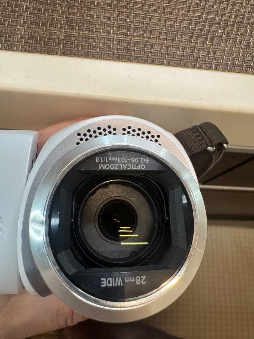 パナソニック Panasonic HD ビデオカメラ HC-W590M-W