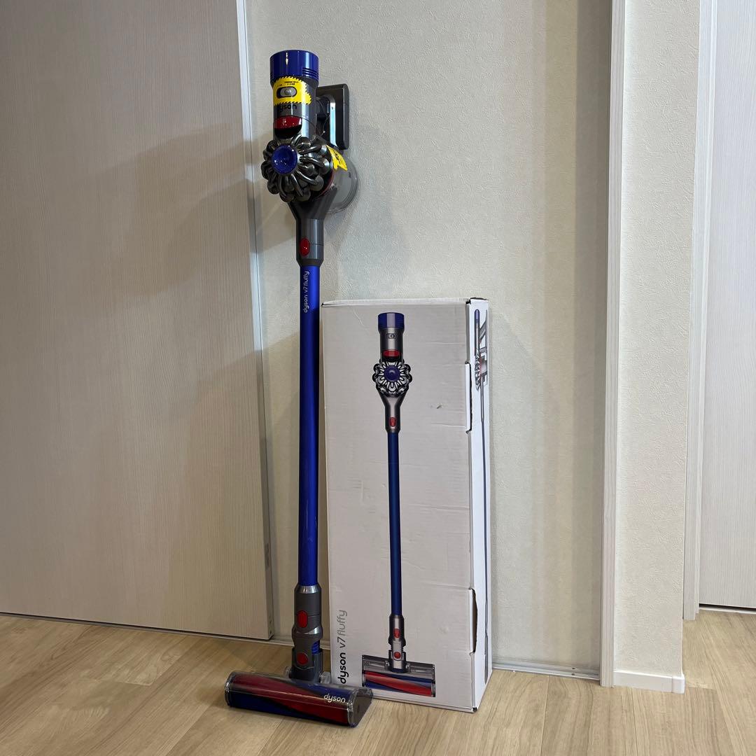ダイソン　v7 fluffy スティッククリーナー