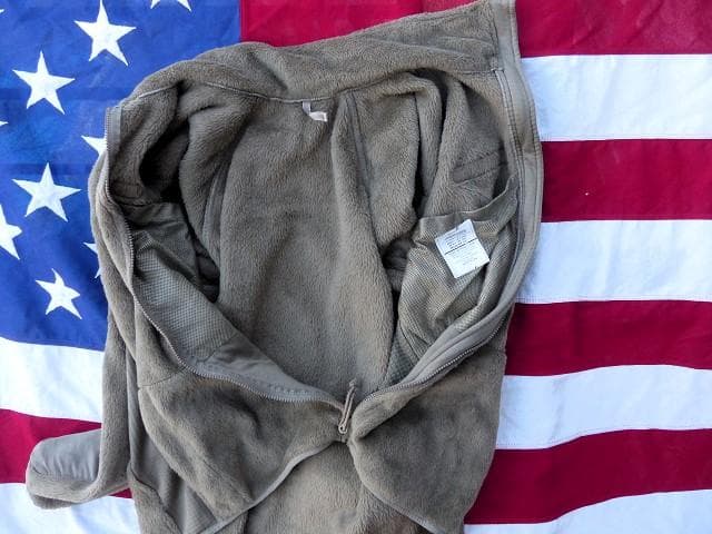 米軍実物　ポーラテックフリースジャケット　L-L　GEN3 ECWCS　127