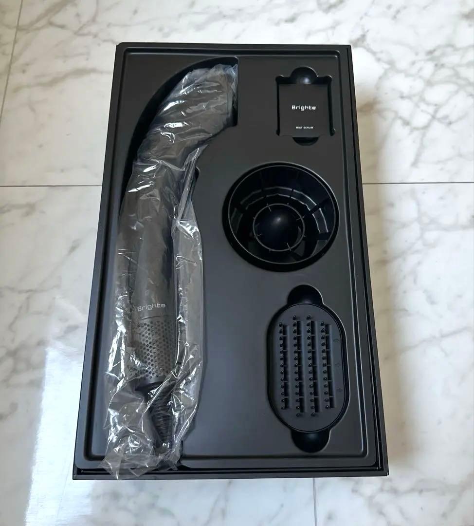 Brighte ヘアドライヤー ミストセラム付き