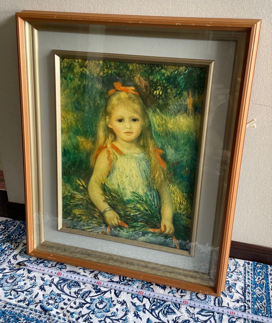 ルノアールわら束を持つ少女 木製フレーム付き 約58×49cm