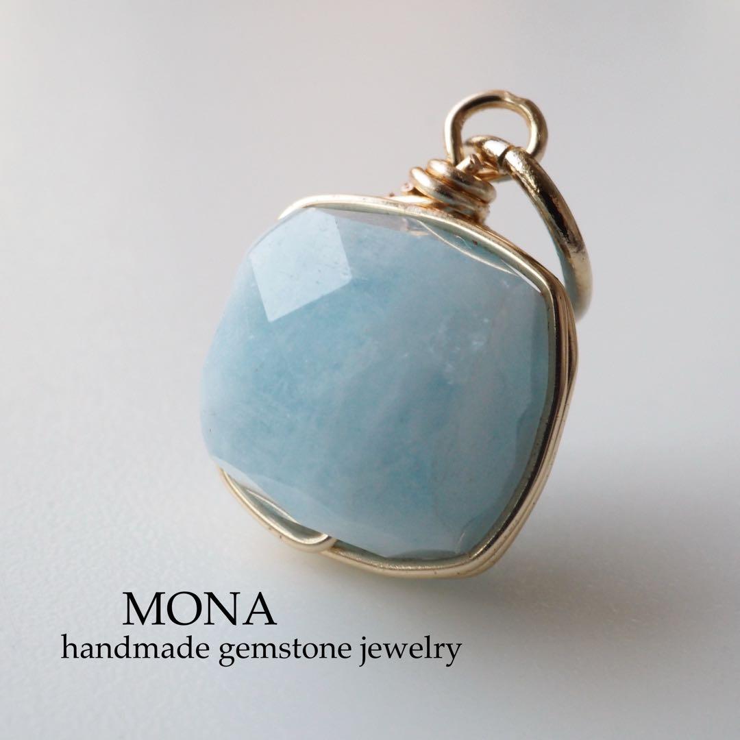 【はくとん( 'ω')ŧ‹\"ŧ‹\"】モザイクホワイトシェルのイヤリング