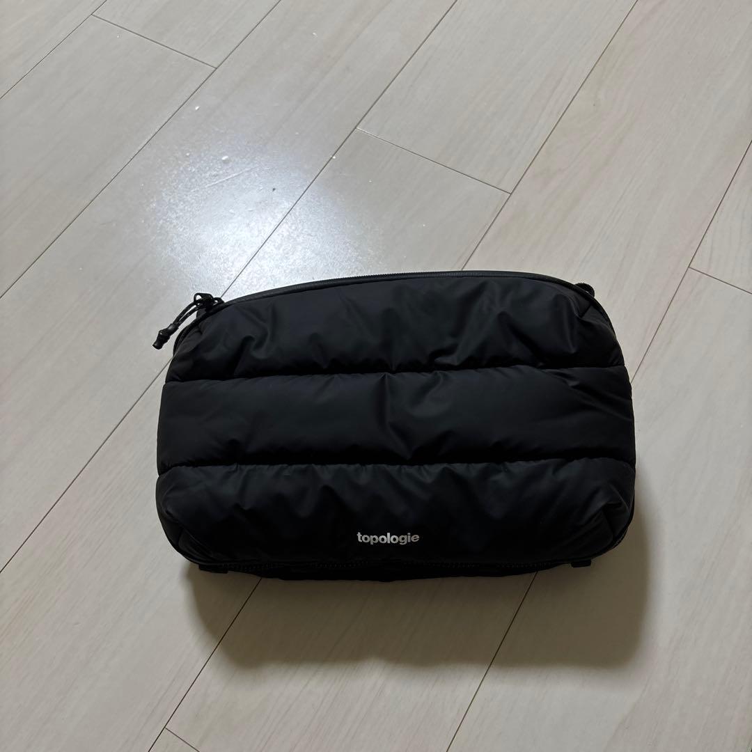 topologie ブラック ショルダーバッグ