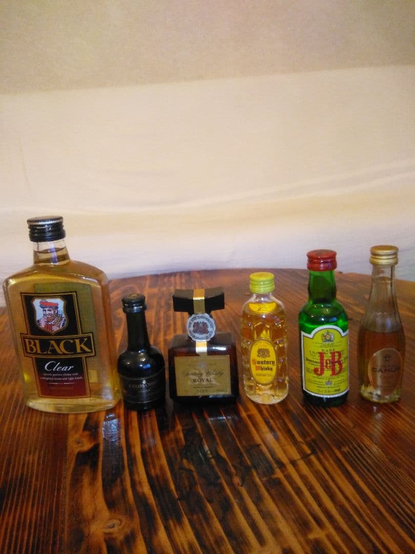 サントリーウイスキー響空瓶 サントリーニッカミニウイスキー未開封六点