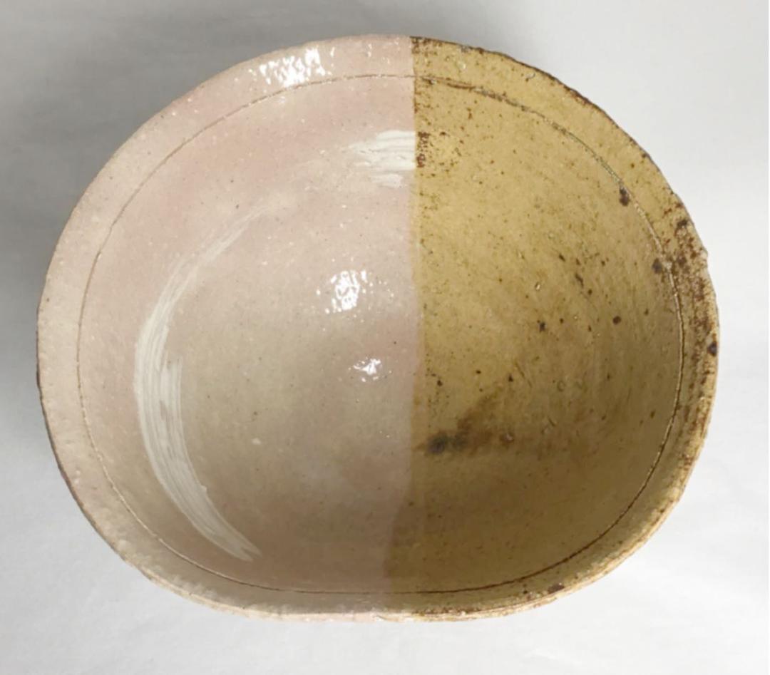 【茶道具】松坂萬古窯 佐久間芳山作 伊羅保片身替茶碗