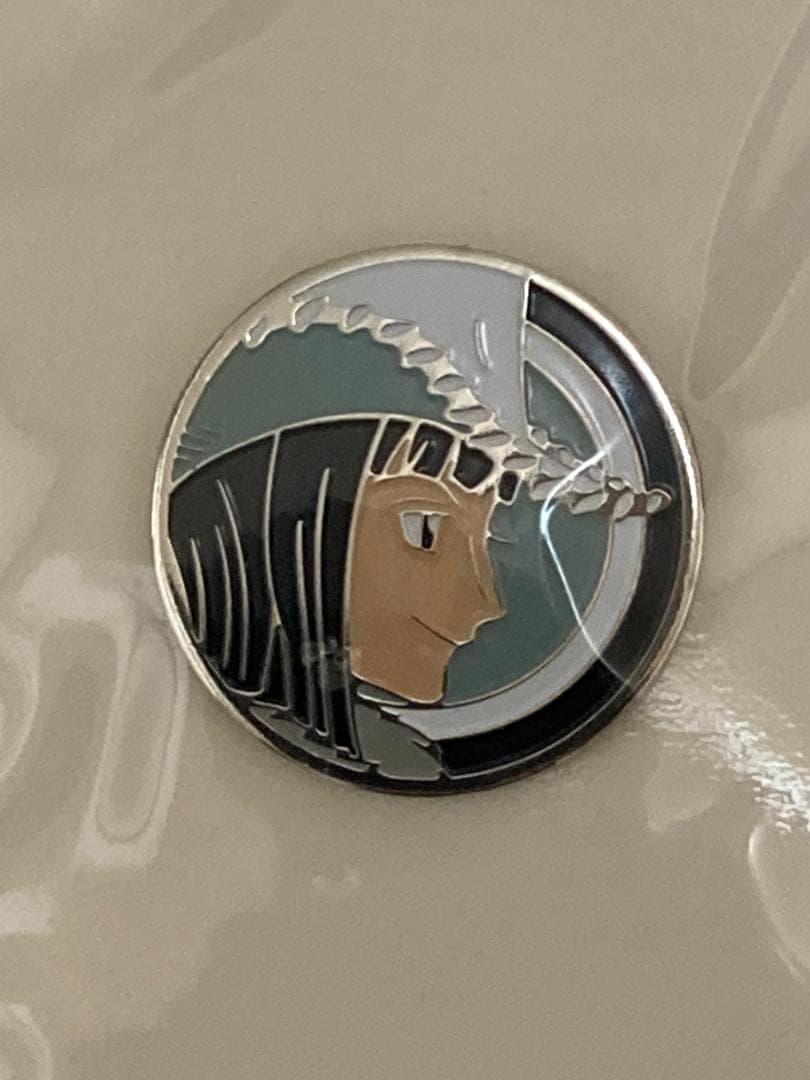 バッジ（ピン・缶）セット【コンパクト送料無料・匿名配送】ニコロビン　出品№11