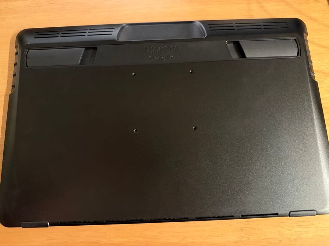 液タブ・ペンタブ Wacom Cintiq Pro 16 2021