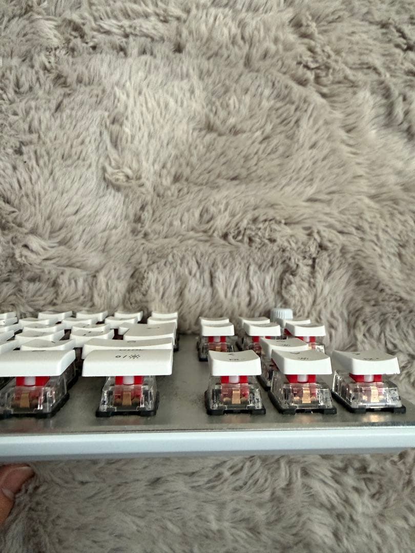 ROCCAT VULCAN TKL Pro ゲーミングキーボード