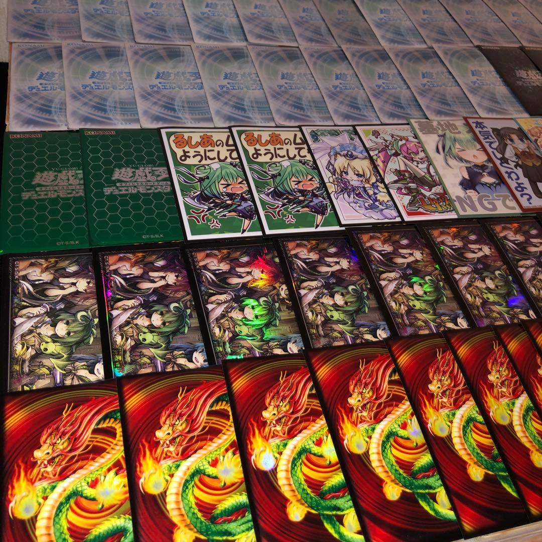 遊戯王 全カードスリーブ付き　大量まとめ売り　約75000枚　引退品