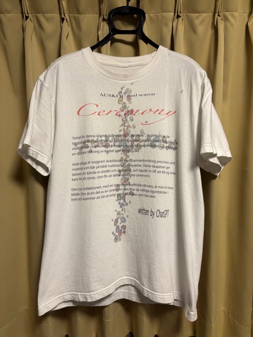 【AUSKOU】 'Ceremony' STAFF tee