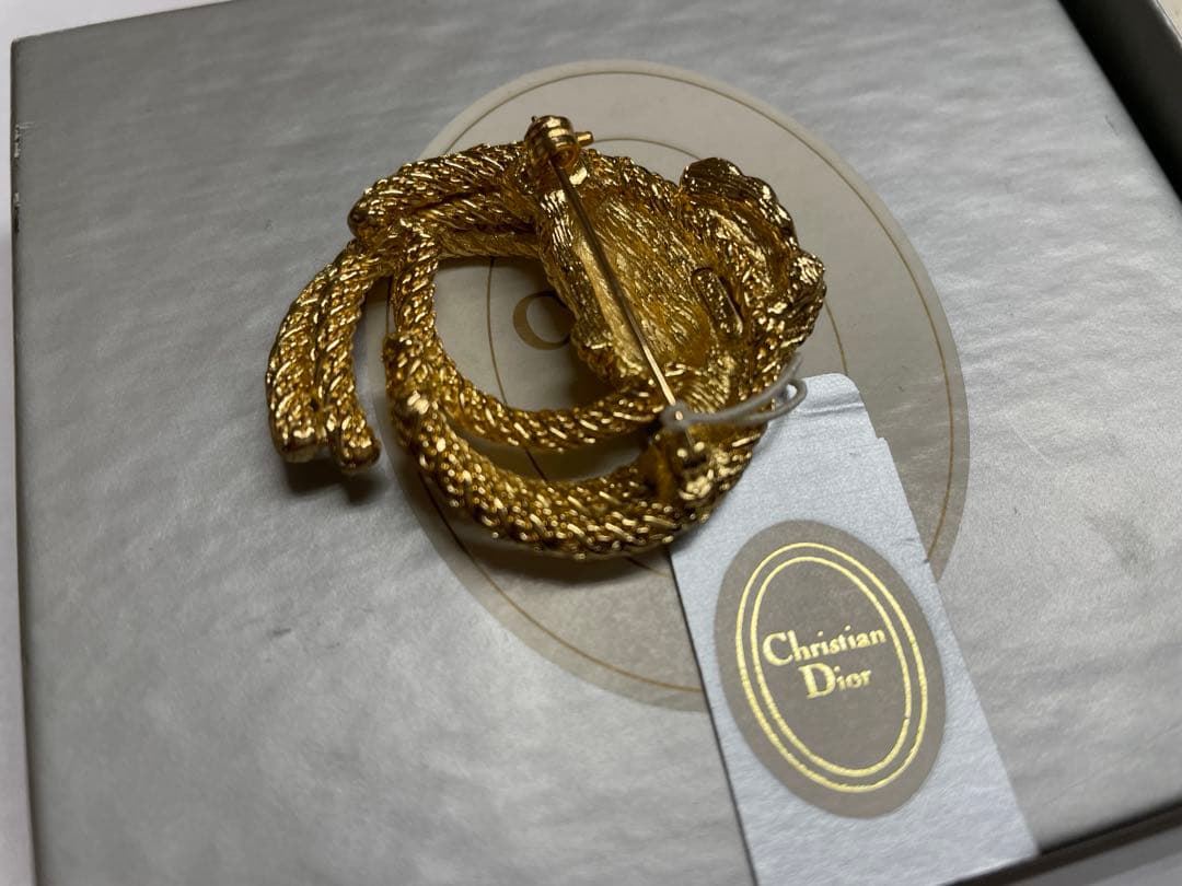 Dior ブローチ