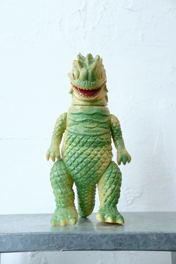 ウルトラマン ベムラー 怪獣 ソフビ