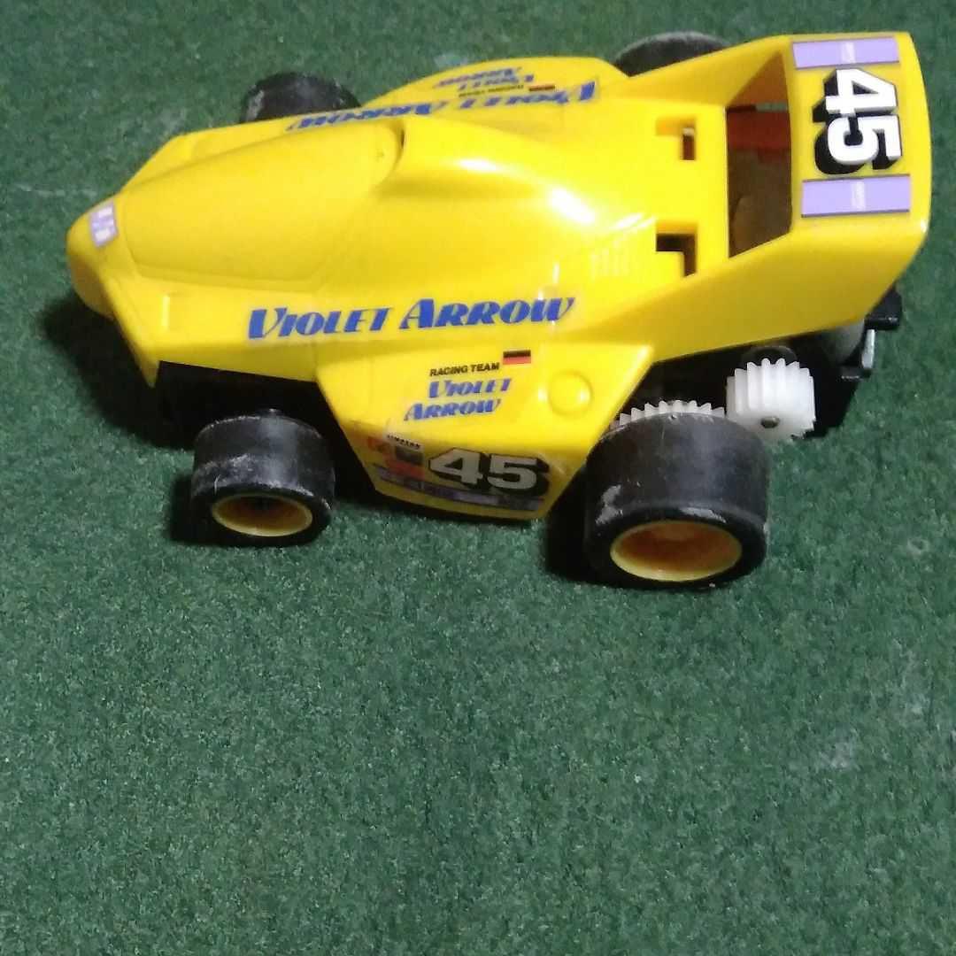 最終値下げ 送料別 改造したミニ四駆 と ノーマルミニ四駆 ネジ、歯車などの部品