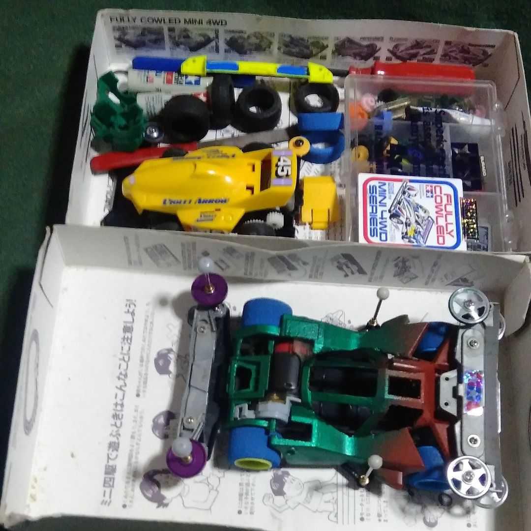 最終値下げ 送料別 改造したミニ四駆 と ノーマルミニ四駆 ネジ、歯車などの部品