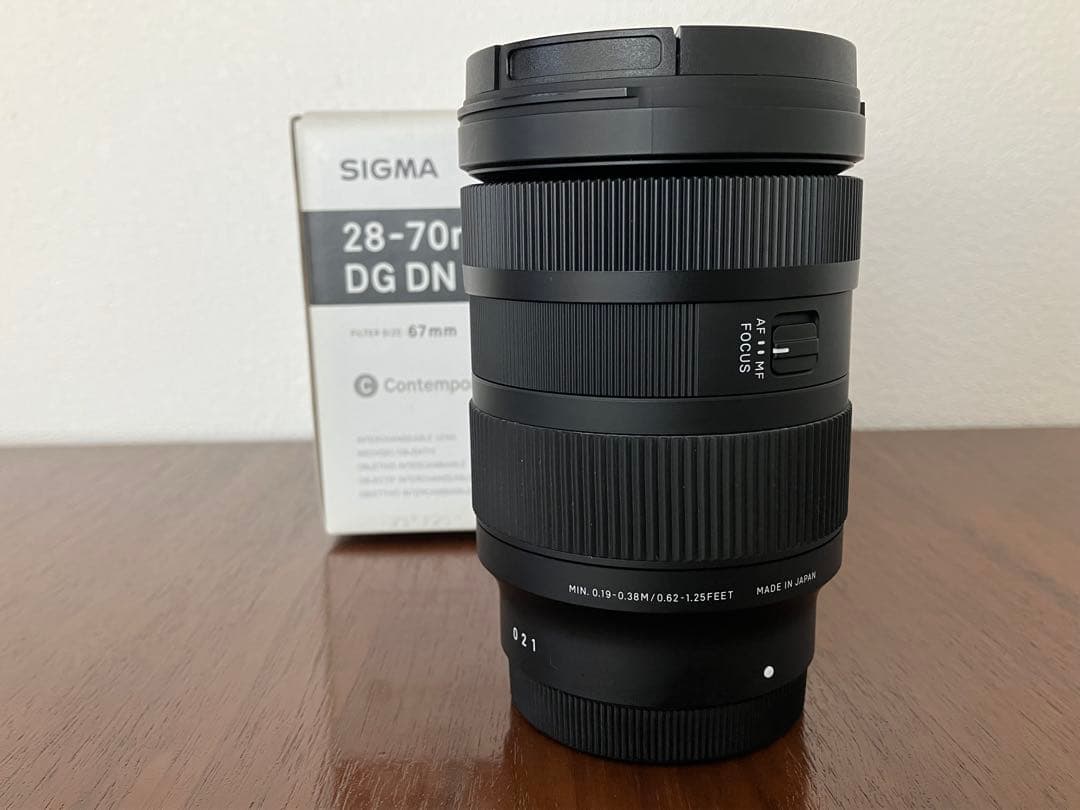 【美品】SIGMA 28-70mm F2.8 DG DNレンズ