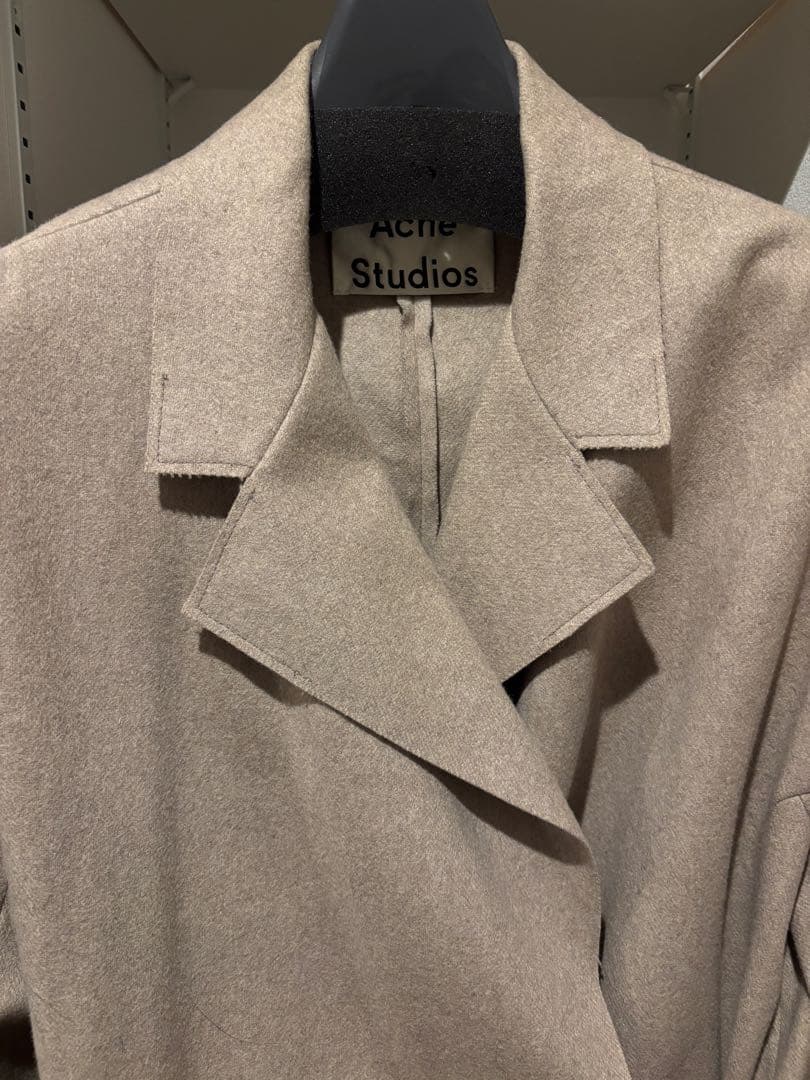 Acne Studios ベージュ ラップコート