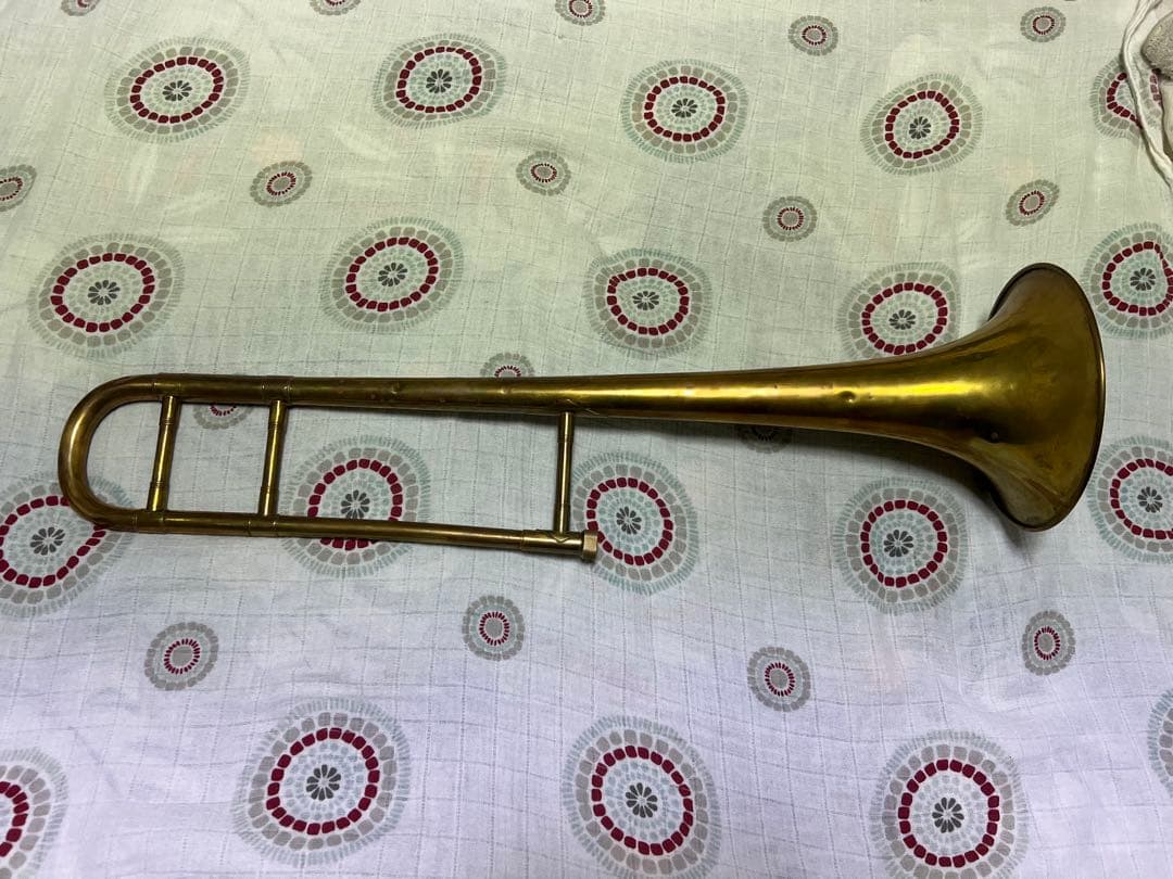 【音出し確認済み！】テナートロンボーン 金管楽器　ケース付き