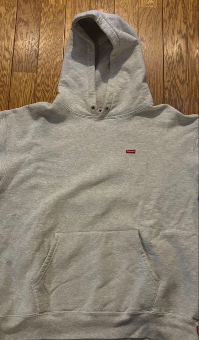 【値下げ中、即購入可能‼️】Supreme グレー フード付きパーカー