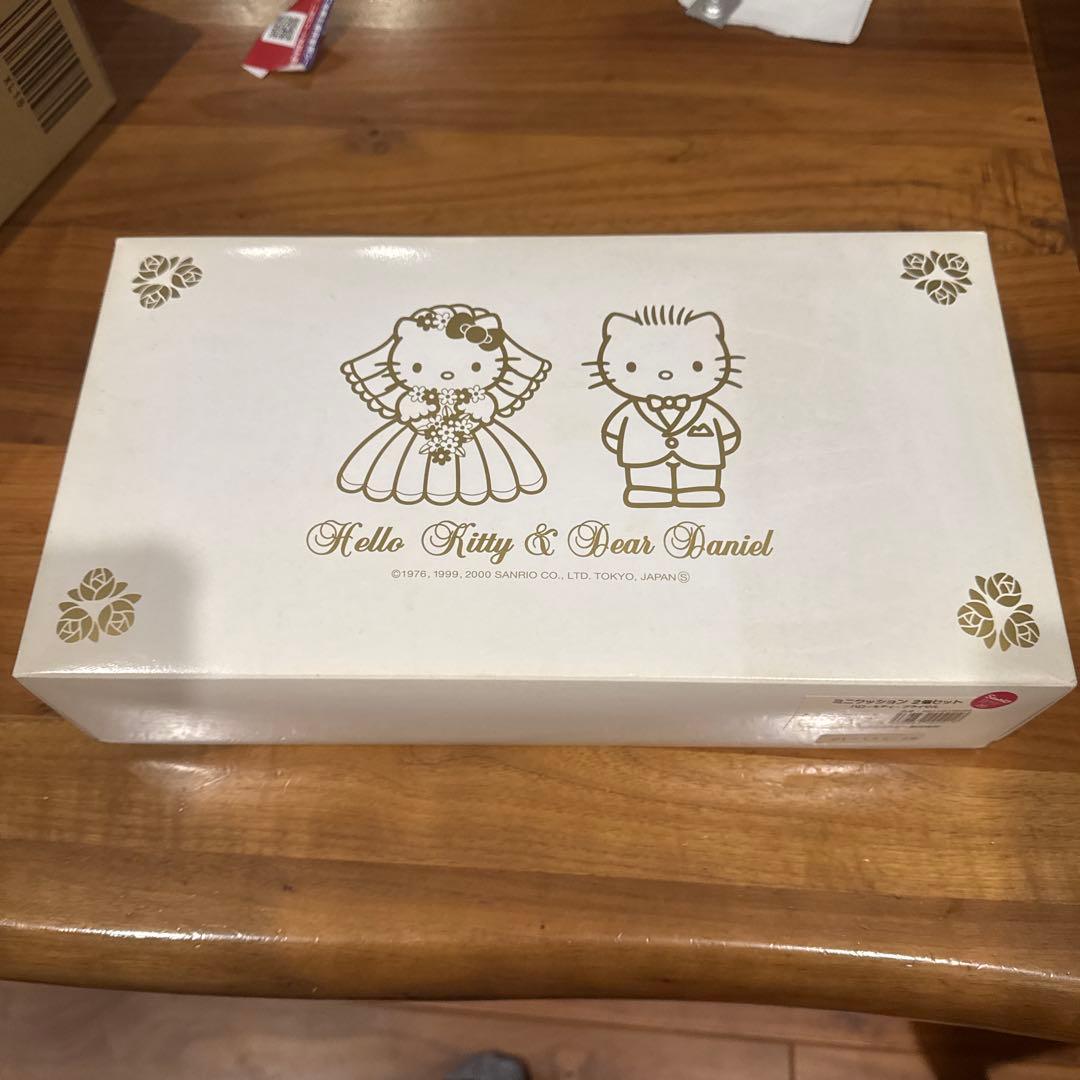 u*）様 激レア　キティちゃん　パタパタカレンダー　セット